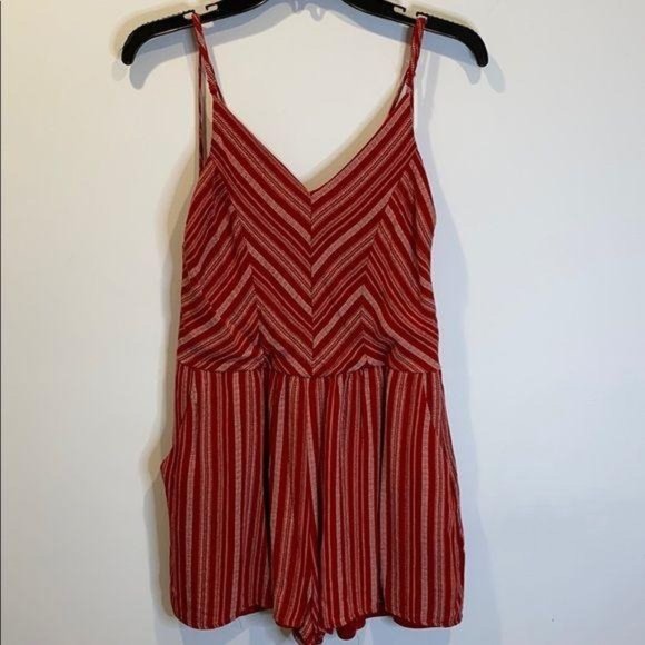 one clothing Pants - ONE CLOTHING Striped Mini Romper Chevron V-Neck M